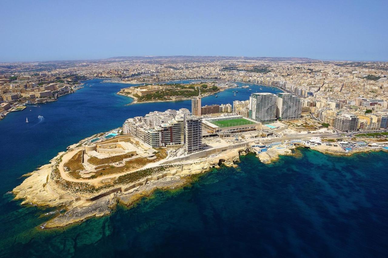 Luxury Apartment Inc Pool & Views Sliema Eksteriør bilde