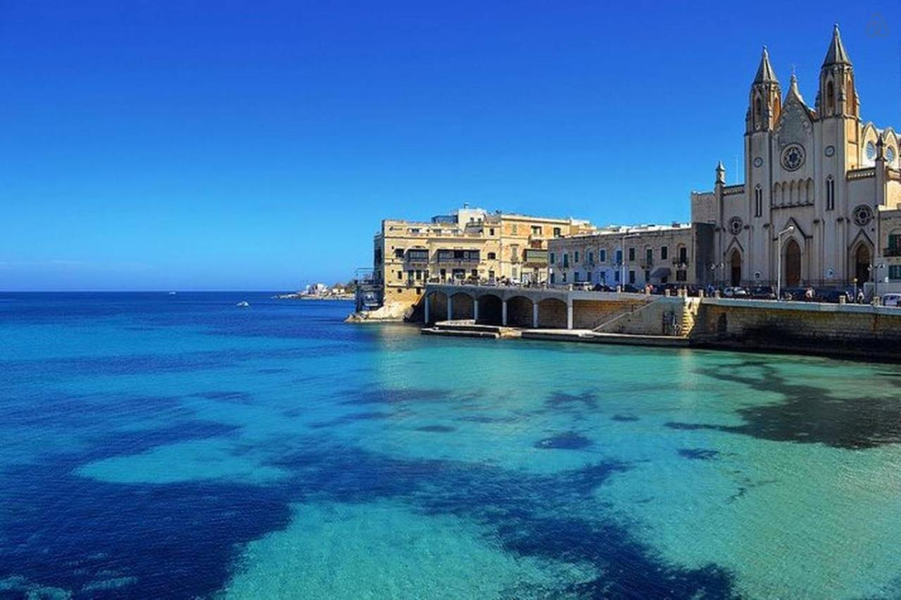 Luxury Apartment Inc Pool & Views Sliema Eksteriør bilde