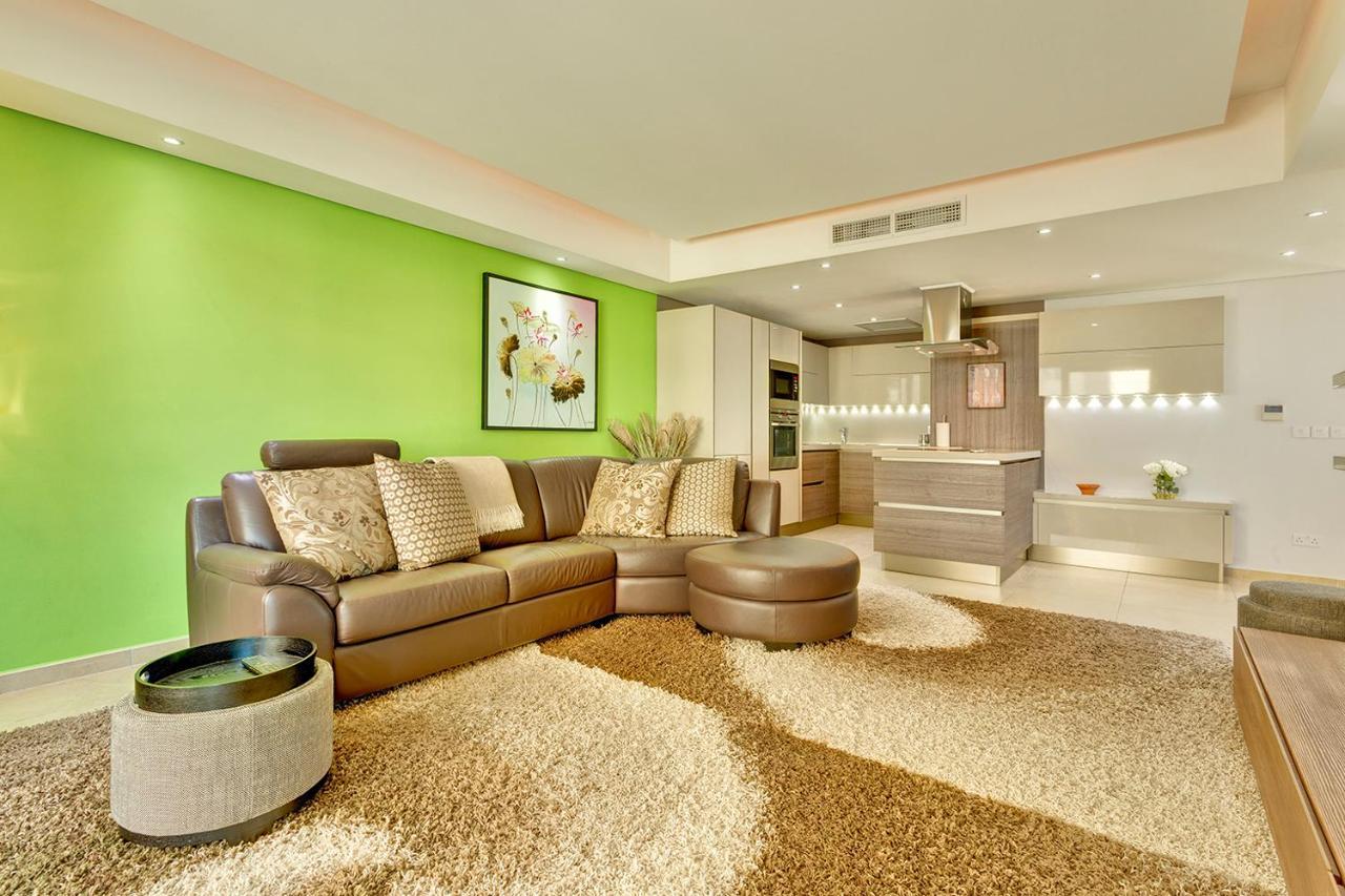 Luxury Apartment Inc Pool & Views Sliema Eksteriør bilde