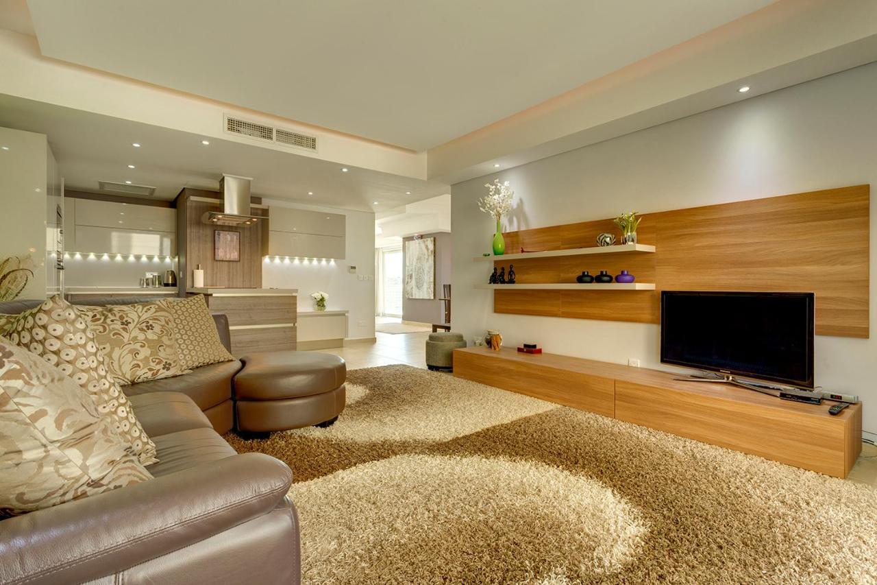 Luxury Apartment Inc Pool & Views Sliema Eksteriør bilde