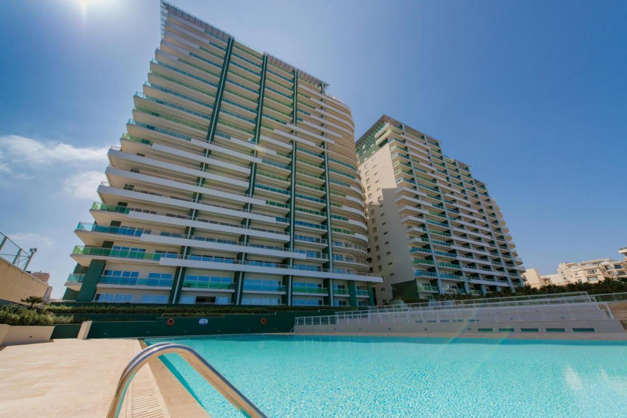 Luxury Apartment Inc Pool & Views Sliema Eksteriør bilde